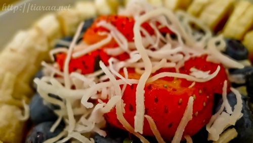 Clean Eating Raspberry Oatmeal