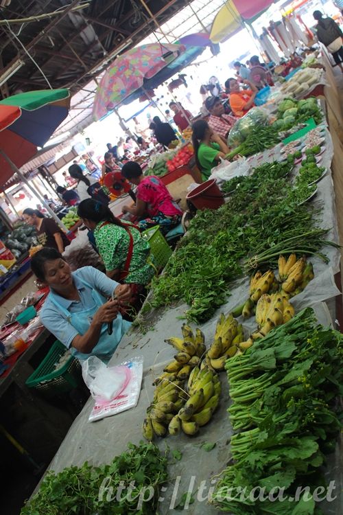 Wet Market in Chiangrai photo market CR_zpsmgjifdi9.jpg