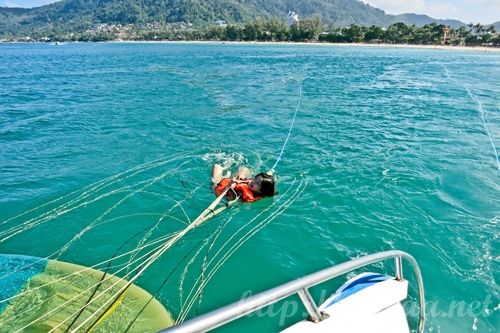 หาดป่าตอง จ.ภูเก๊ต / Patong Beach - Parasailing