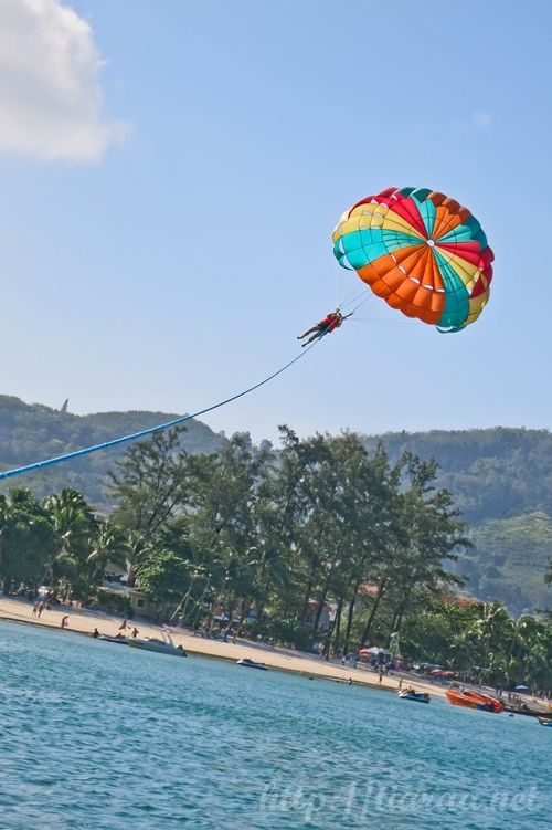 หาดป่าตอง จ.ภูเก๊ต / Patong Beach - Parasailing