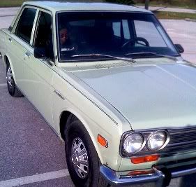 1972Datsun510RightsideFront.jpg