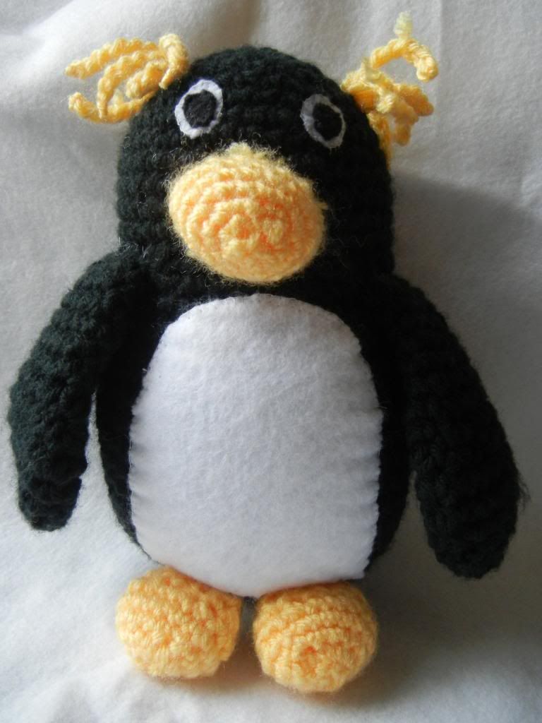 macaroni penguin plush