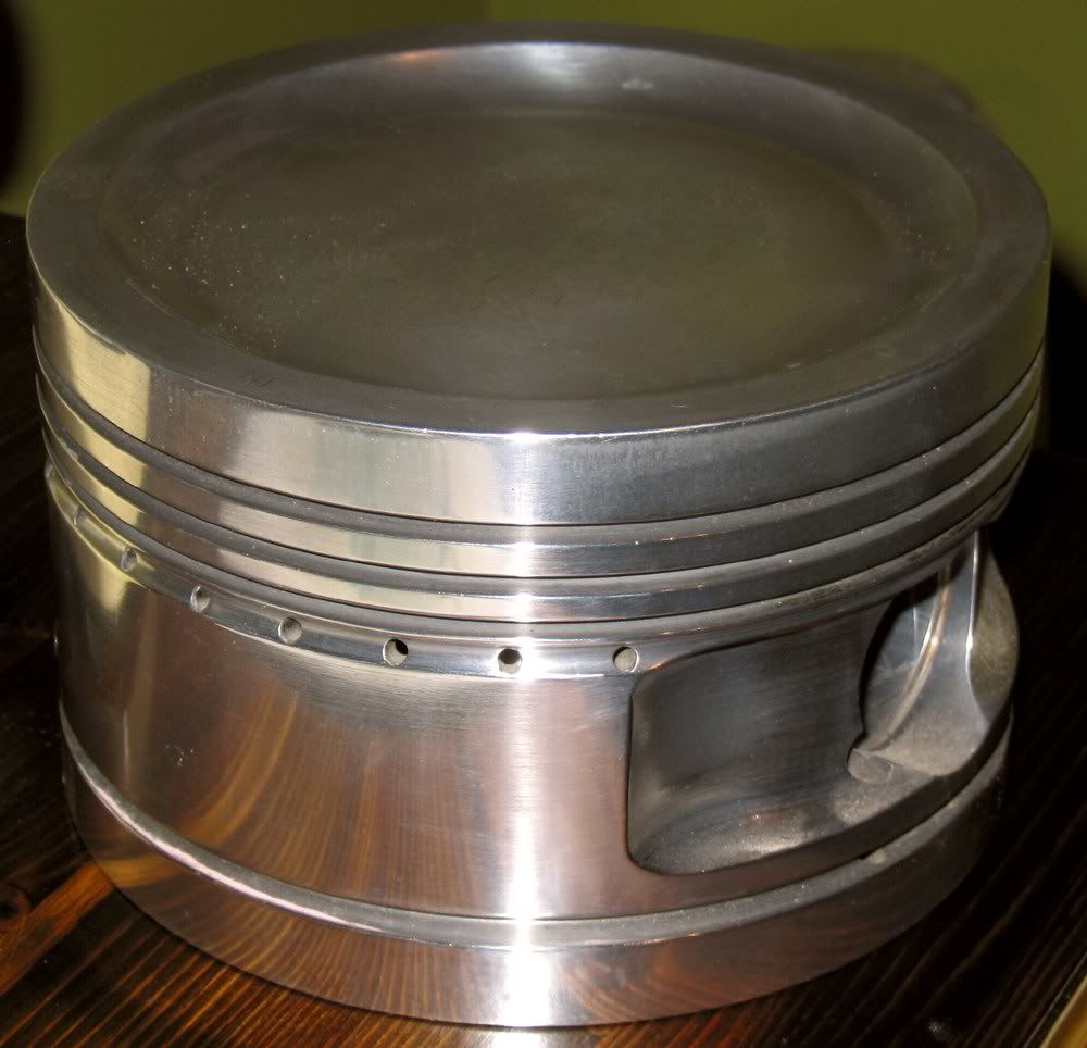 http://i1130.photobucket.com/albums/m537/allamo/Piston.jpg