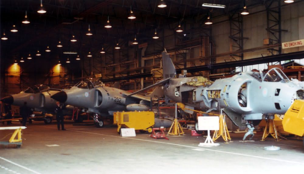 http://i1130.photobucket.com/albums/m537/allamo/Yeovilton19820009.jpg