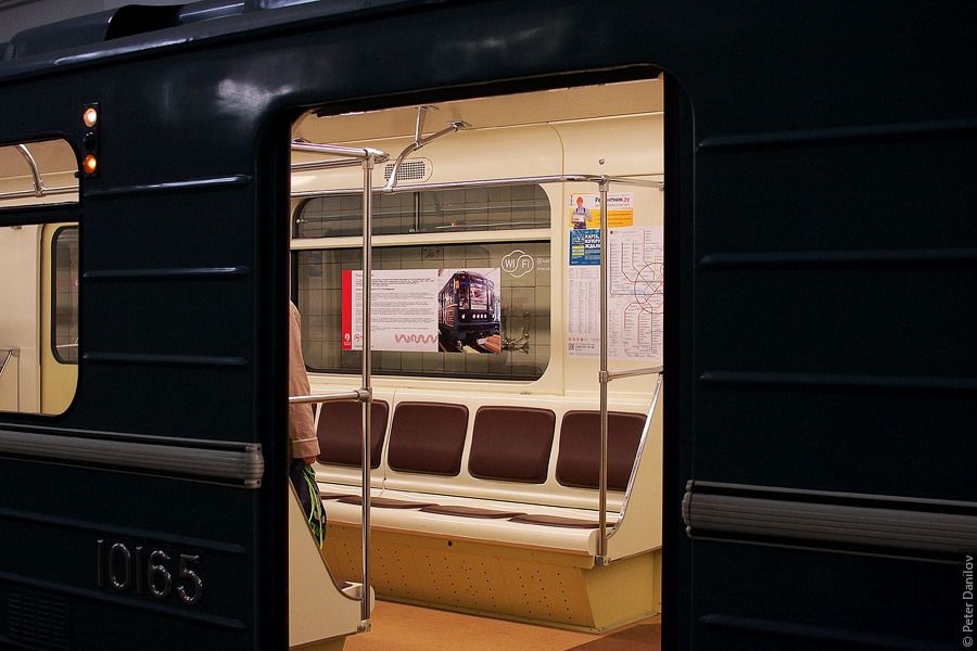 80 лет метро, парад поездов